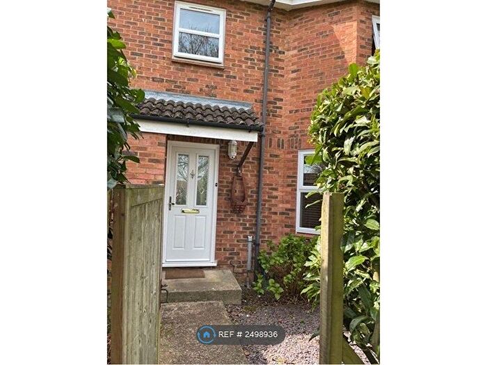 2 Bedroom End Of Terrace House To Rent In Peartree Lane, Welwyn Garden City, AL7