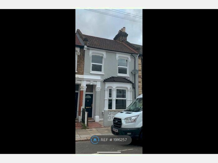 3 Bedroom Terraced House To Rent In Winchelsea Road, London, N17