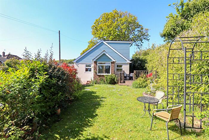 3 Bedroom Detached House For Sale In Peartree Lane, Bexhill-On-Sea, TN39