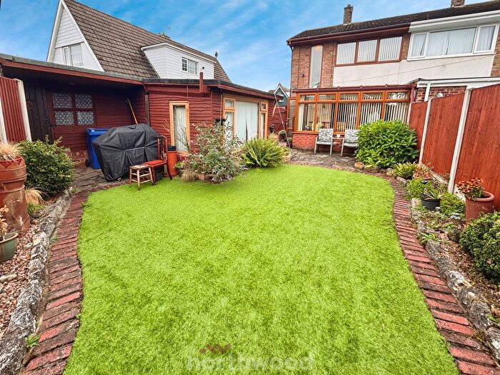 3 Bedroom Semi-Detached House For Sale In Millard Avenue, Hatfield, Doncaster, DN7