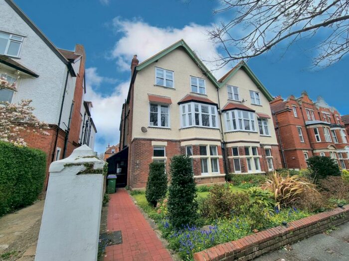 2 Bedroom Flat To Rent In Bouverie Road West, Folkestone, CT20