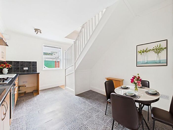 2 Bedroom End Terrace House For Sale In Worthing Street, Hull, HU5