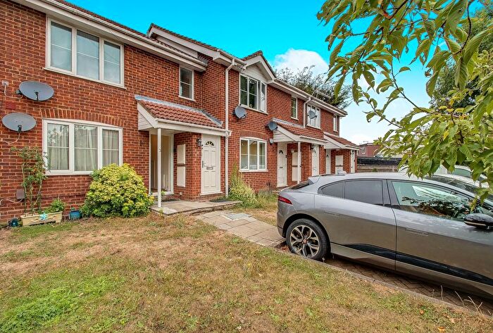 1 Bedroom Maisonette For Sale In St. Gregory Close, Ruislip, HA4