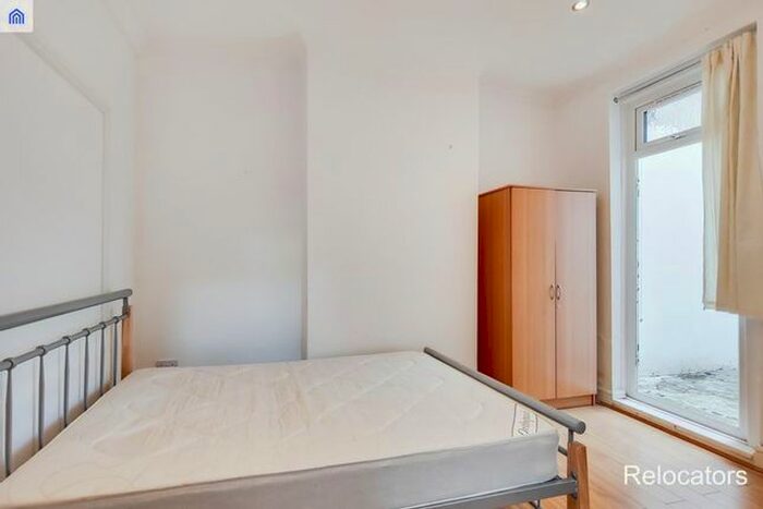 5 Bedroom Terraced House To Rent In Tollet Street, London, E1