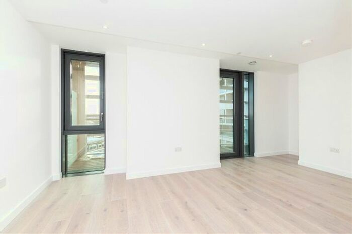 2 Bedroom Flat To Rent In City North East Tower, City North Place, London, N4