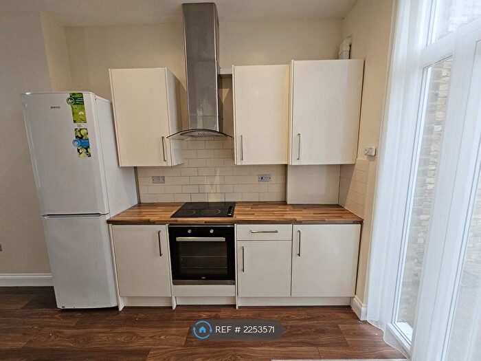 2 Bedroom Flat To Rent In Church Street, London, N9