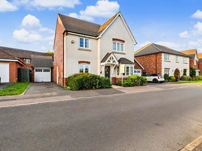 4 Bedroom Detached House To Rent In Richardson Way, Langley Country Park, Derby, DE22