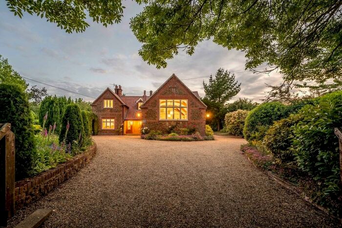 4 Bedroom Detached House For Sale In Weasenham, PE32