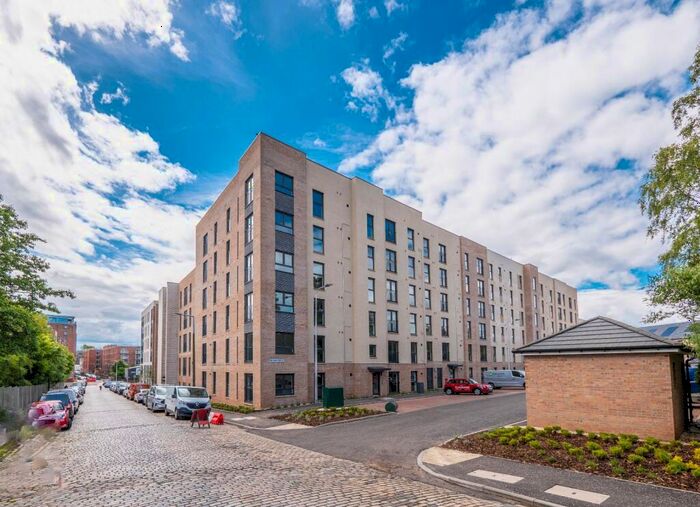 3 Bedroom Flat To Rent In Kilpatrick Grove, Edinburgh, EH6