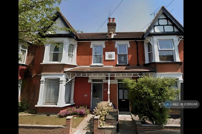 2 Bedroom Flat To Rent In Westcliff-On-Sea, Westcliff-On-Sea, SS0