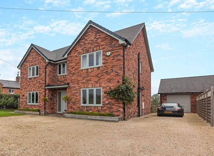 4 Bedroom Detached House For Sale In Four Bedroom Detached Home, CW5