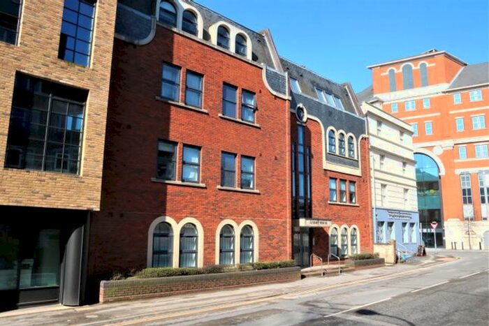 1 Bedroom Flat To Rent In Summit House, Greyfriars Road, Reading, Berkshire, RG1