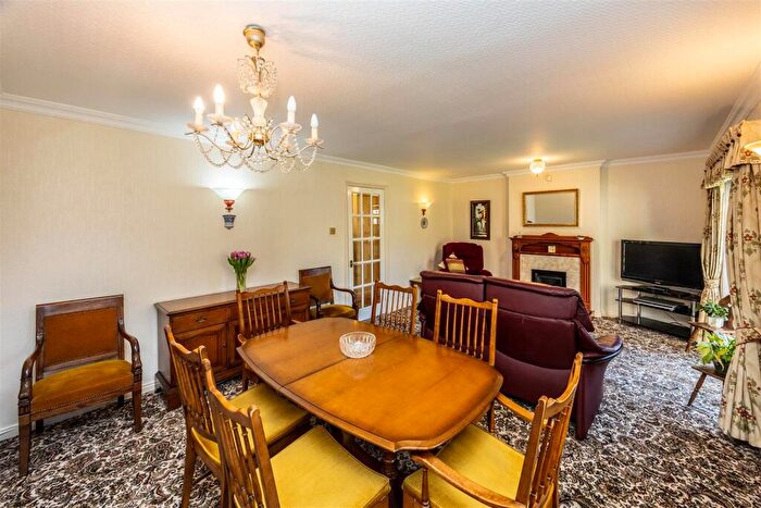 2 Bedroom Apartment For Sale In Village Street, Norwood Green, Halifax, HX3