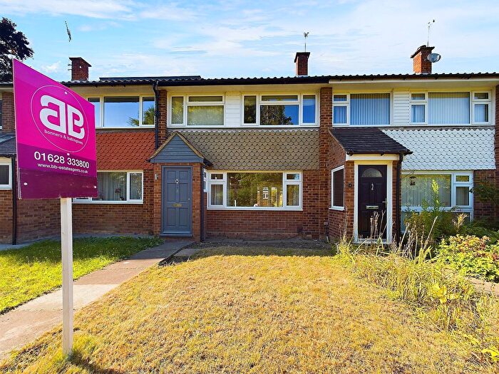 3 Bedroom Terraced House To Rent In Castleton Court, Marlow, Buckinghamshire, SL7