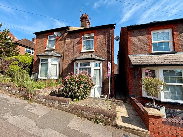 2 Bedroom Semi-Detached House For Sale In Cemetery Hill, Boxmoor, Hemel Hempstead, Hertfordshire, HP1