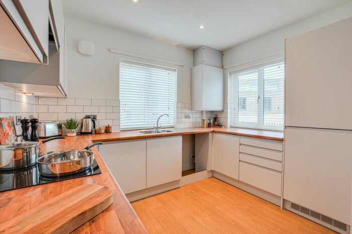 3 Bedroom Terraced House To Rent In Skye Edge Avenue, Skye Edge, Sheffield S2