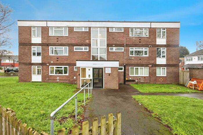 2 Bedroom Flat For Sale In Bosworth Drive, Birmingham, B37