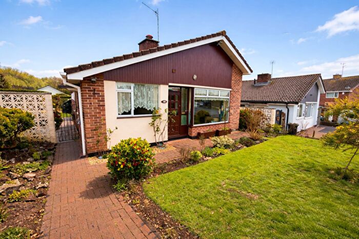3 Bedroom Detached Bungalow For Sale In Stoneyfields, Easton-In-Gordano, BS20