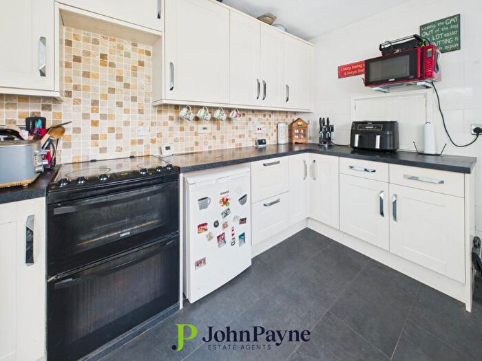 2 Bedroom Bungalow For Sale In Woodway Lane, Walsgrave, Coventry, CV2
