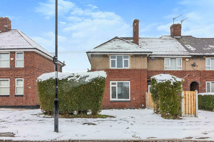 2 Bedroom End Of Terrace House To Rent In Pollard Crescent, Sheffield, South Yorkshire, S5