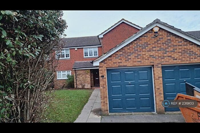 5 Bedroom Detached House To Rent In Durand Road, Earley, Reading, RG6