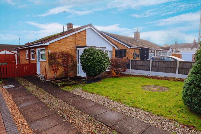 3 Bedroom Detached Bungalow For Sale In Friars Close, Wrexham, LL12