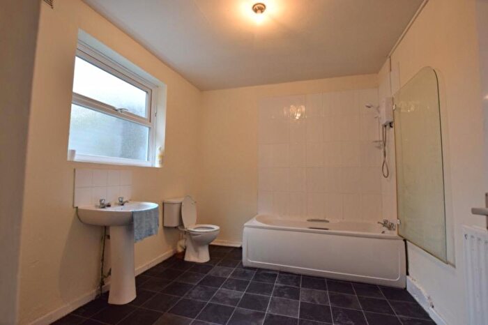3 Bedroom House To Rent In Sidney Grove, Newcastle Upon Tyne, NE4