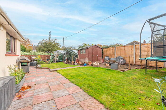 3 Bedroom Semi-Detached Bungalow For Sale In Woodview Drive, Cleeve, BS49