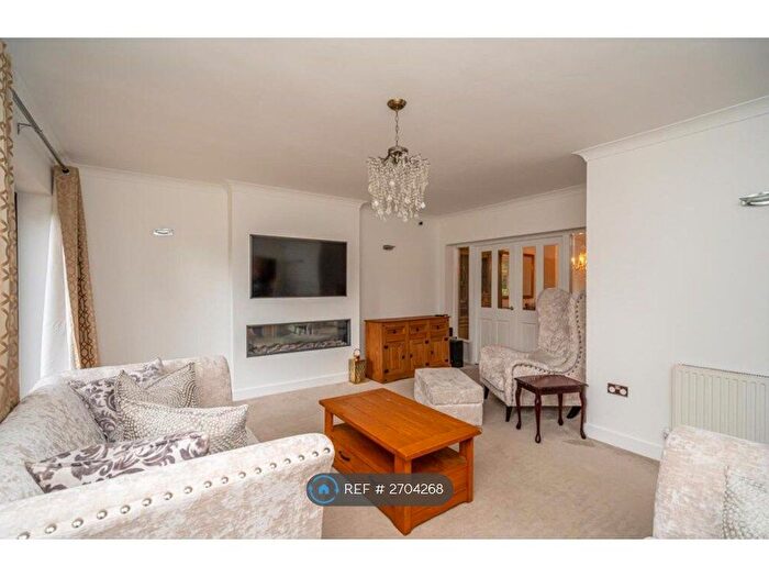 5 Bedroom Detached House To Rent In Histons Hill, Codsall, Wolverhampton, WV8