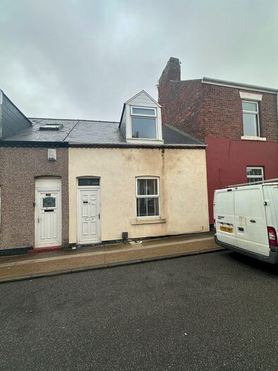 2 Bedroom Terraced House To Rent In Castlereagh Street, Silksworth Sunderland, SR3