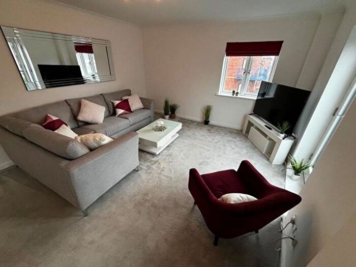2 Bedroom Flat To Rent In Langtons Wharf, Leeds, LS2