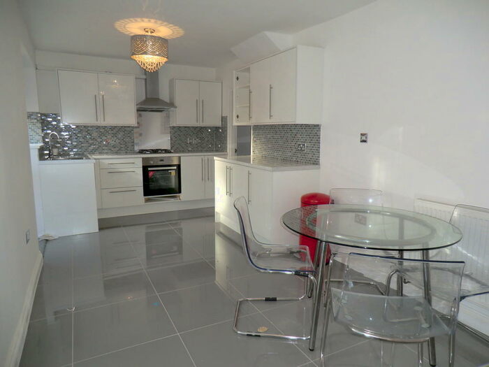 4 Bedroom Terraced House To Rent In Donegal Close, Canley, CV4