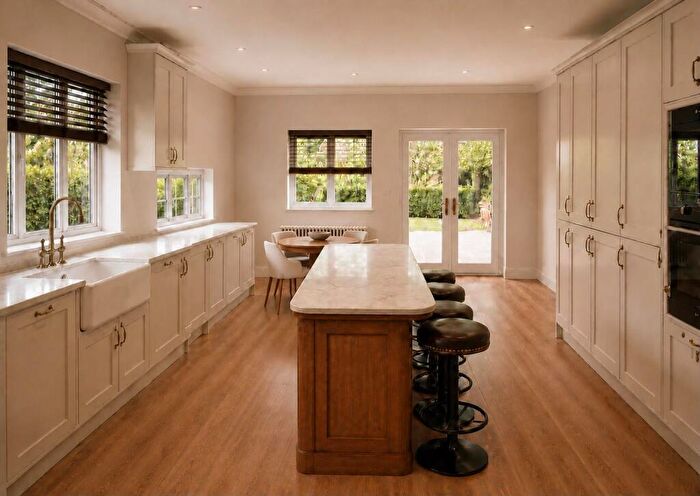 6 Bedroom House For Sale In Meadway, Hampstead Garden Suburb, NW11