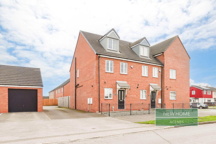 3 Bedroom End Of Terrace House For Sale In Bishop Alcock Road, Hull, HU5