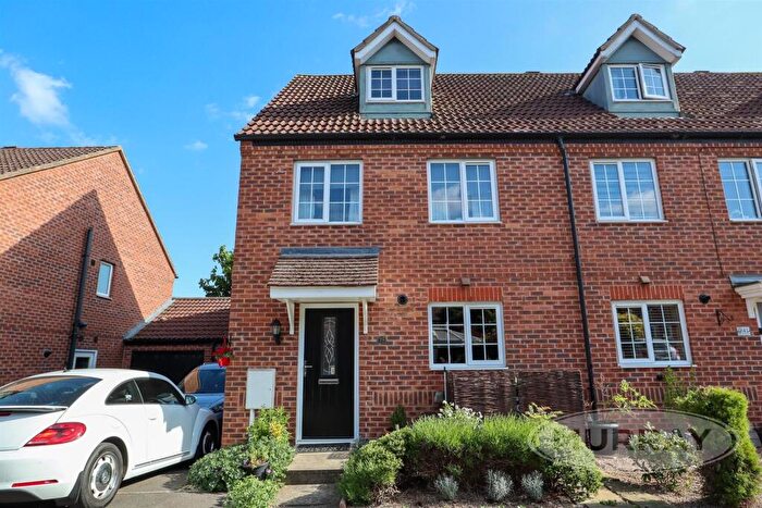 3 Bedroom End Of Terrace House For Sale In Hectors Way, Oakham, Rutland, LE15