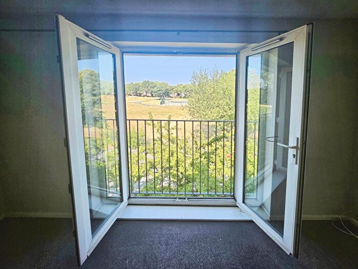 2 Bedroom Flat For Sale In Bankside Court, Filed Lane, Liverpool, L21