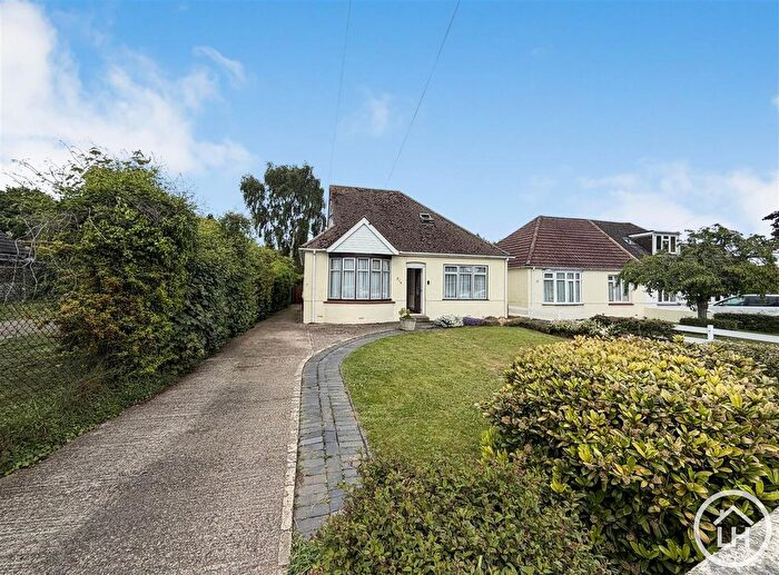 2 Bedroom Detached Bungalow For Sale In Bredhurst Road, Gillingham, ME8