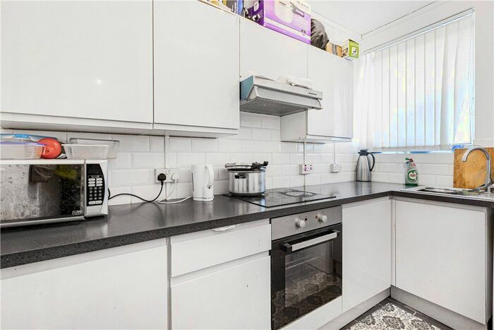 Studio To Rent In Digby Street, Bethnal Green, London, E2