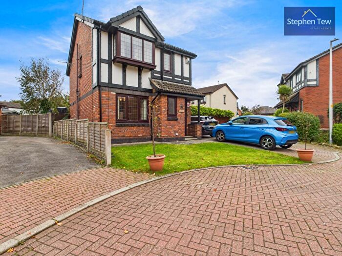3 Bedroom Detached House For Sale In Belverdale Gardens, Blackpool, FY4