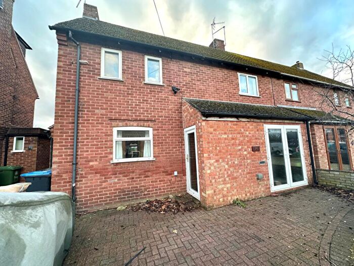 1 Bedroom House To Rent In Lawson Avenue, Tiddington, CV37