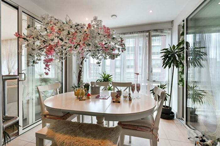 2 Bedroom Apartment To Rent In Perseus Court, Blackwall Reach, London, E14