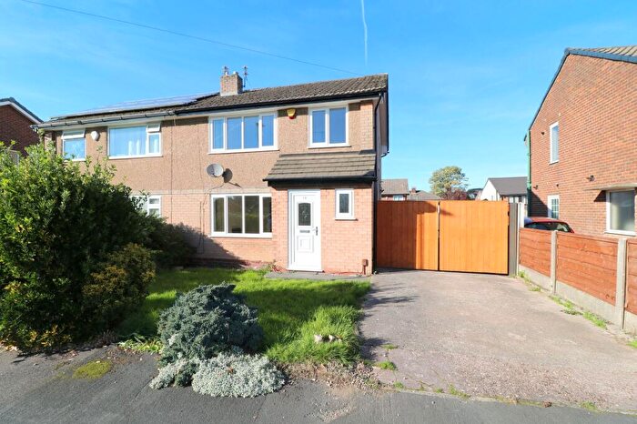 3 Bedroom Semi-Detached House To Rent In Gilda Road, Worsley, M28