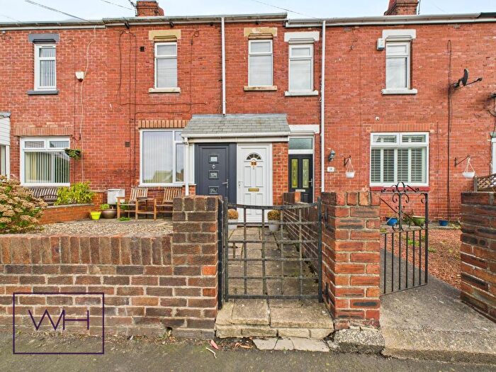 1 Bedroom Flat For Sale In Park Terrace, West Moor, Newcastle Upon Tyne, NE12
