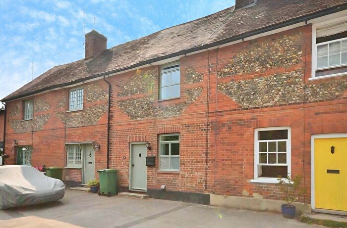 2 Bedroom Cottage To Rent In Cambridge Road, Saffron Walden, CB11