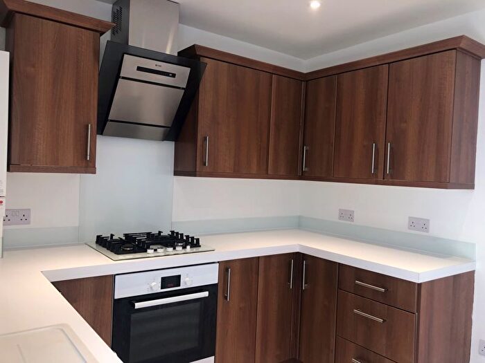 1 Bedroom Flat To Rent In Harlington Close, Harlington, Hayes, UB3