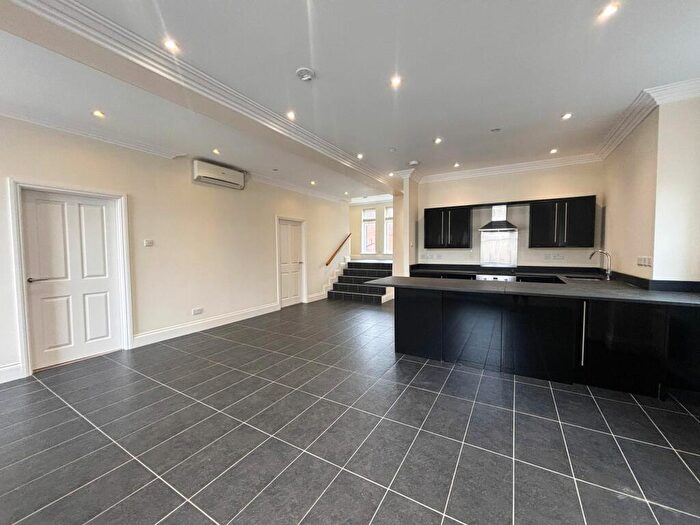 2 Bedroom Apartment To Rent In Portland Street, Regent House, CV32