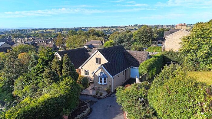 3 Bedroom Detached House For Sale In Bramley Lane, Hipperholme, HX3
