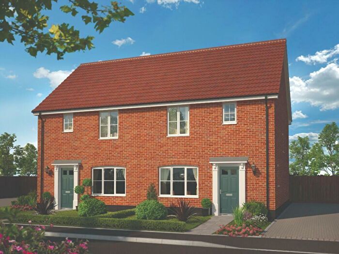 3 Bedroom End Of Terrace House For Sale In Off Roman Way, Halesworth, Suffolk, IP19
