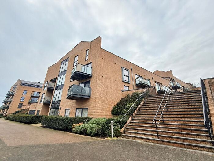 1 Bedroom Flat To Rent In The Embankment, Nash Mills Wharf, Hemel Hempstead, HP3