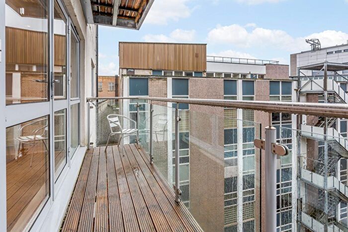 2 Bedroom Apartment To Rent In Marsh Street, Bristol, BS1